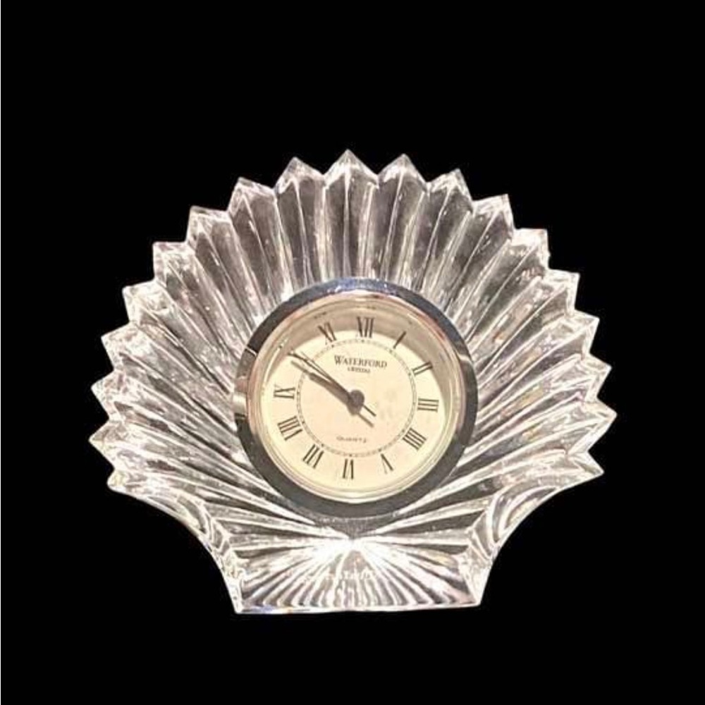Waterford Crystal Seashell Clock, Made in Ireland. 4"x4"